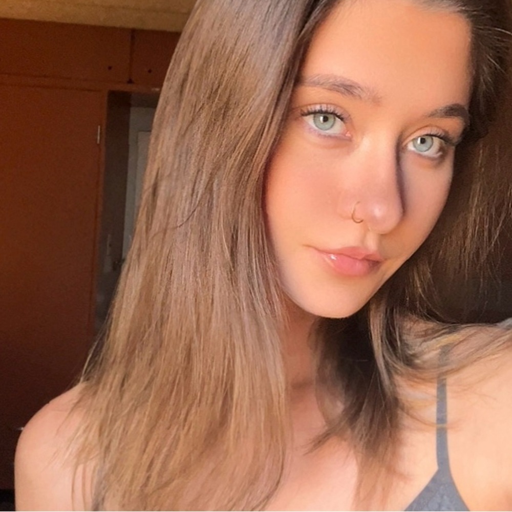 Meet your Posher, Gabrielle